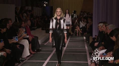 Watch Givenchy Spring 2015 Ready